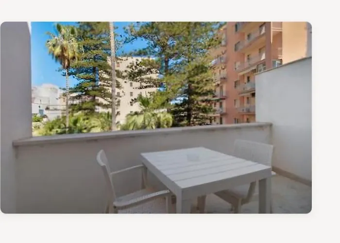 Gioberti Апартаменты Монополи